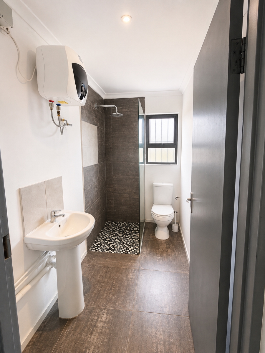 1 Bedroom Property for Sale in Windsor Park Western Cape